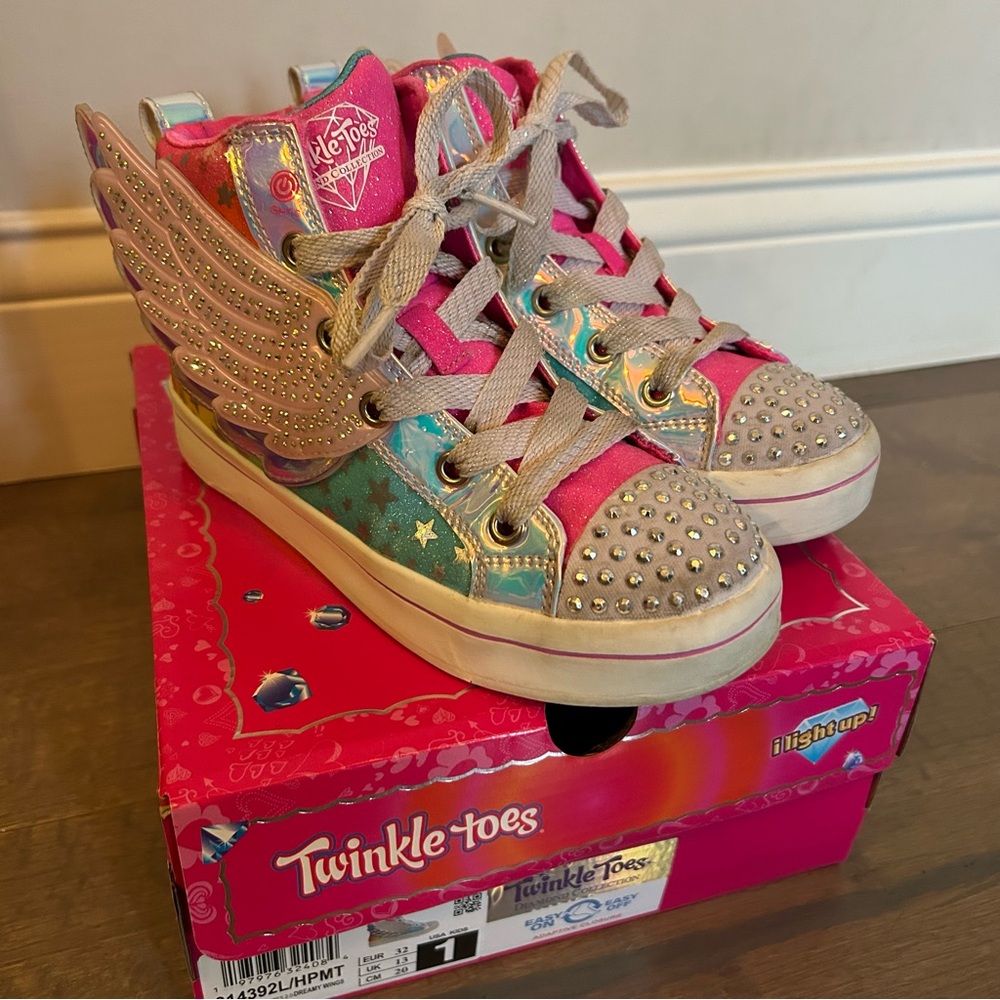 Skechers Twinkle Toes Dreamy Wings Light Up Rainbow Sneakers size 1